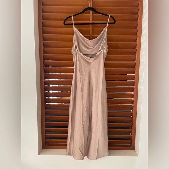 Petal & Pup - Persia dress in Taupe size 12 - Picture 2 of 4